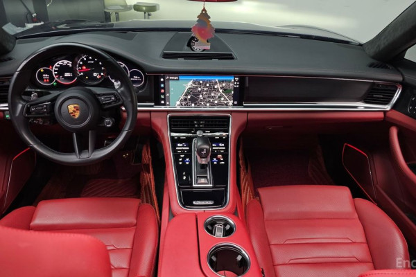 2022 Porsche Panamera с пробегом 44 851 км