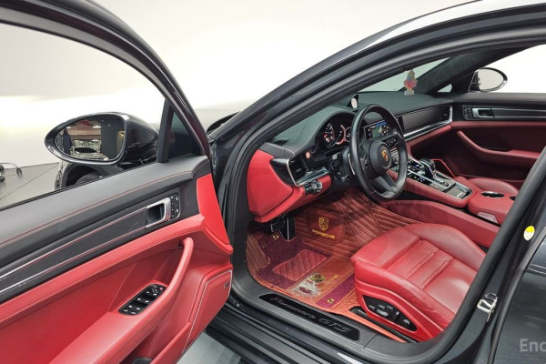 2022 Porsche Panamera с пробегом 44 851 км