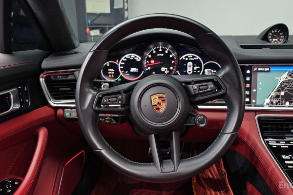 2022 Porsche Panamera с пробегом 44 851 км