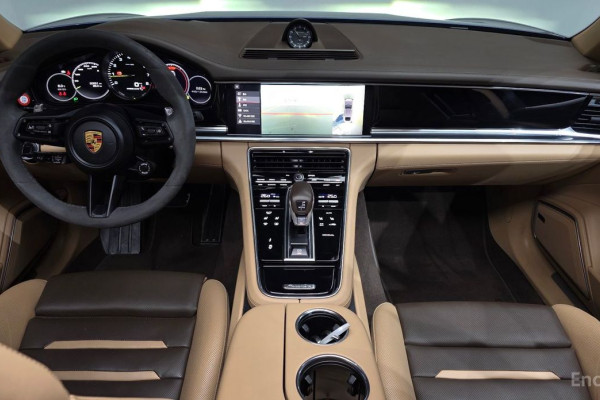 2021 Porsche Panamera с пробегом 50 551 км