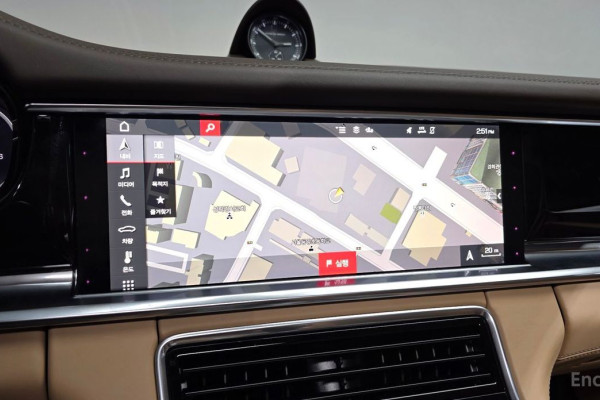 2021 Porsche Panamera с пробегом 50 551 км