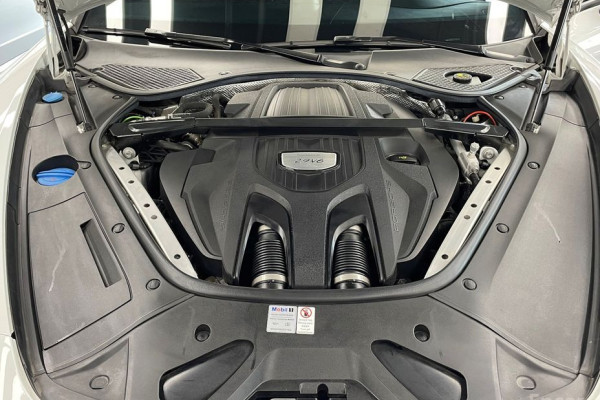 2021 Porsche Panamera с пробегом 41 296 км