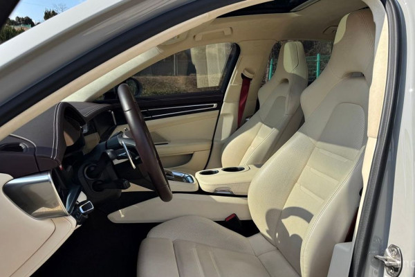 2021 Porsche Panamera с пробегом 21 950 км