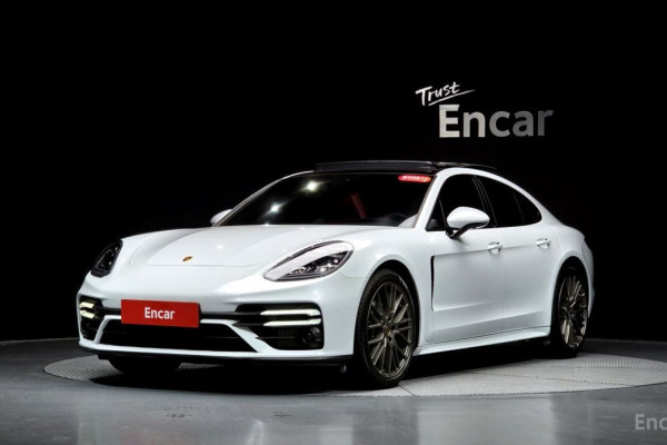 2022 Porsche Panamera с пробегом 29 436 км