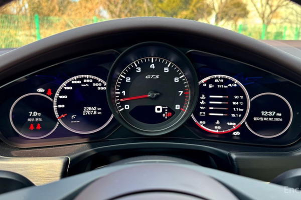 2021 Porsche Panamera с пробегом 21 950 км