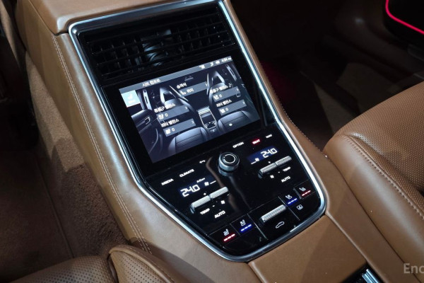 2021 Porsche Panamera с пробегом 46 467 км