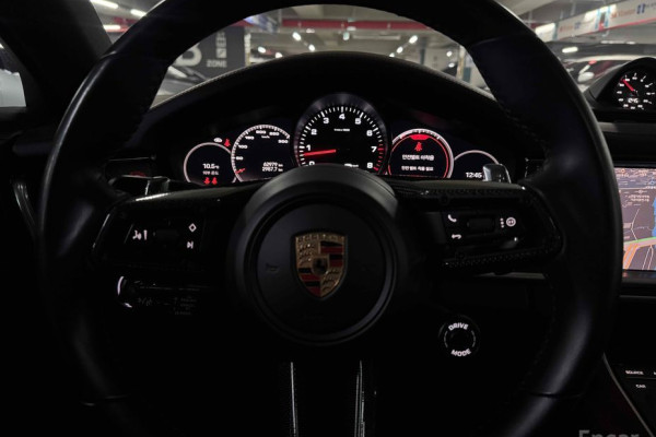 2023 Porsche Panamera с пробегом 62 000 км