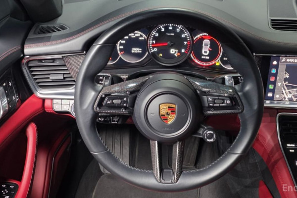 2022 Porsche Panamera с пробегом 29 436 км