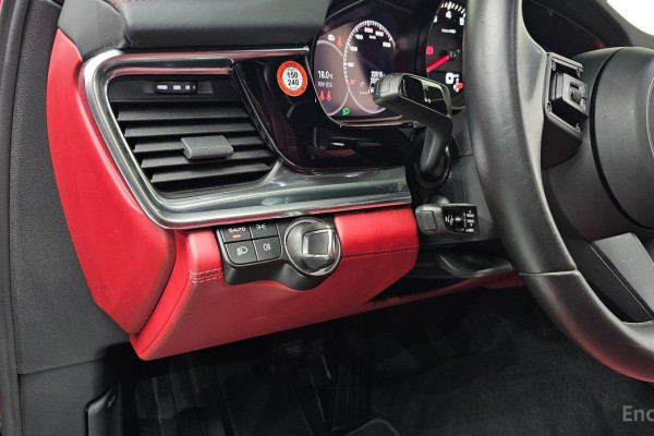 2022 Porsche Panamera с пробегом 22 515 км