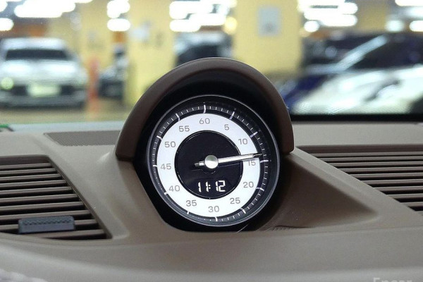 2022 Porsche 911 с пробегом 17 835 км