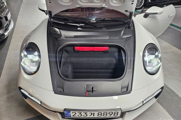 2021 Porsche 911 с пробегом 27 000 км