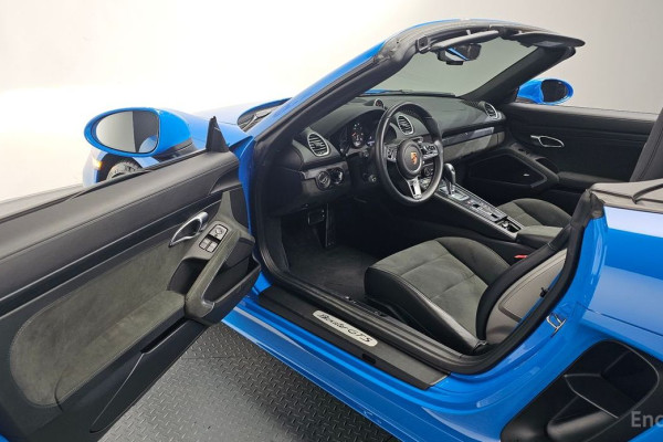 2023 Porsche 718 Spyder с пробегом 54 684 км