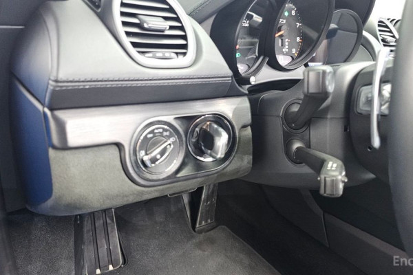 2023 Porsche 718 Spyder с пробегом 54 684 км