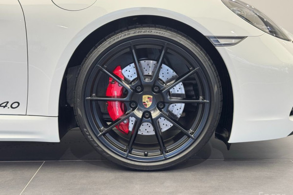 2022 Porsche 718 Spyder с пробегом 15 950 км