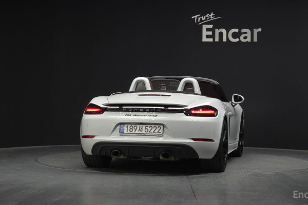 2022 Porsche 718 Spyder с пробегом 14 041 км