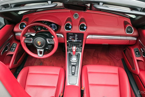 2022 Porsche 718 Spyder с пробегом 14 041 км