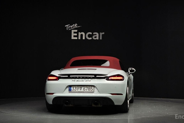 2023 Porsche 718 Spyder с пробегом 35 580 км