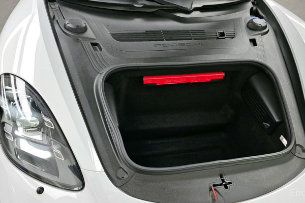 2023 Porsche 718 Spyder с пробегом 35 580 км