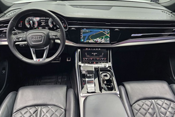 2021 Audi Q8 с пробегом 97 981 км