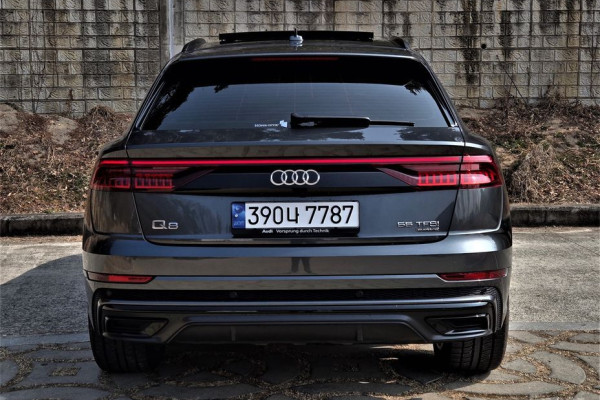 2021 Audi Q8 с пробегом 78 623 км