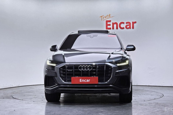 2021 Audi Q8 с пробегом 87 635 км
