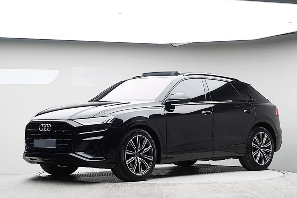 2021 Audi Q8 с пробегом 67 853 км