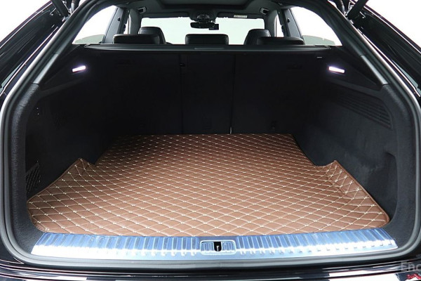 2021 Audi Q8 с пробегом 67 853 км