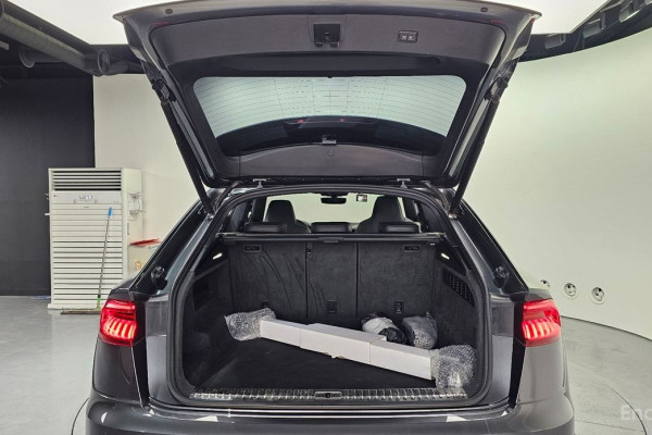 2021 Audi Q8 с пробегом 87 635 км