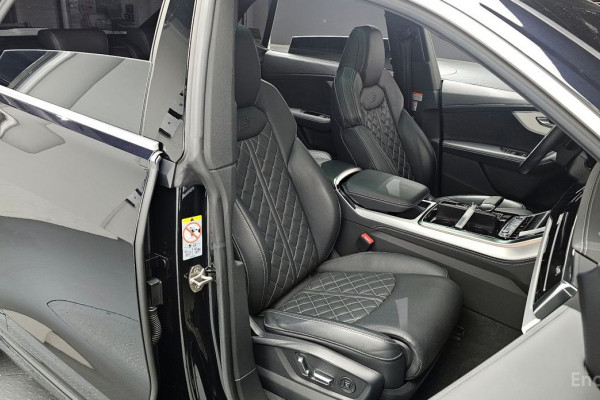 2021 Audi Q8 с пробегом 43 291 км