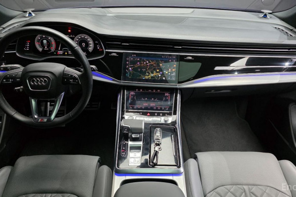 2021 Audi Q8 с пробегом 62 366 км