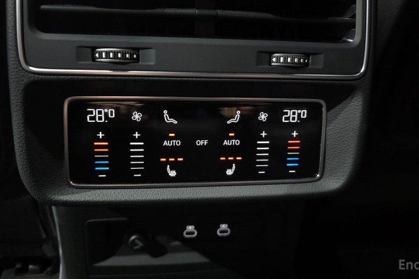 2022 Audi Q8 с пробегом 58 369 км