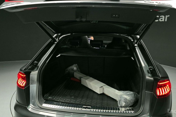 2022 Audi Q8 с пробегом 58 369 км