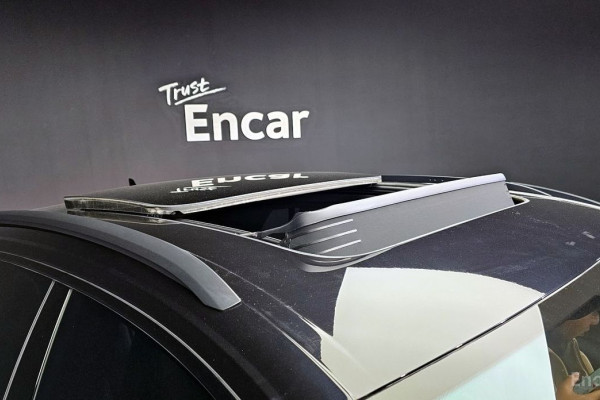 2021 Audi Q8 с пробегом 63 562 км