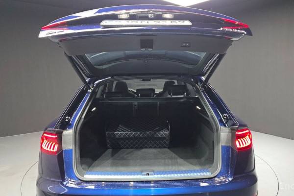 2021 Audi Q8 с пробегом 62 366 км