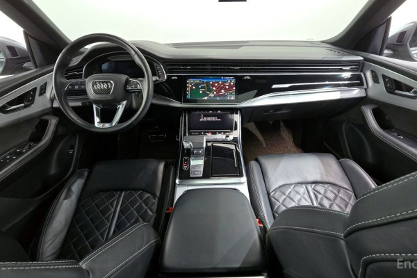 2021 Audi Q8 с пробегом 88 256 км