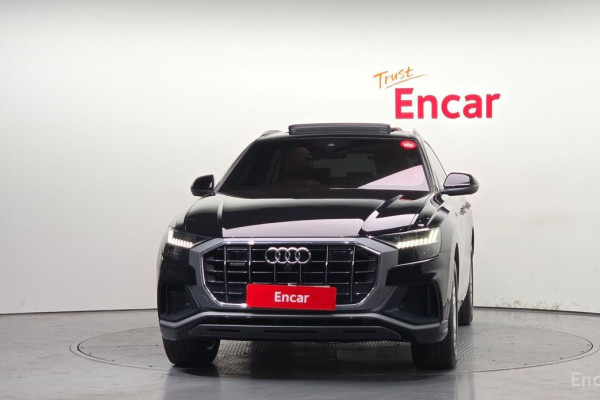 2021 Audi Q8 с пробегом 132 951 км