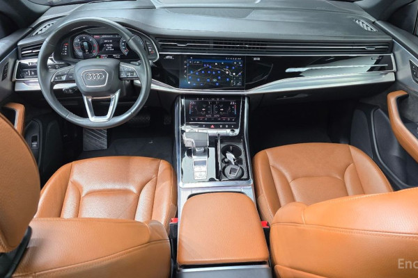 2021 Audi Q8 с пробегом 132 951 км