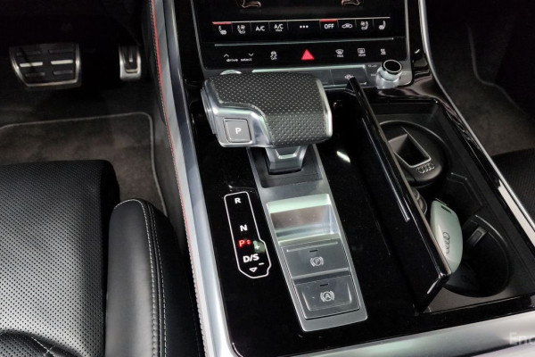 2020 Audi Q8 с пробегом 80 314 км