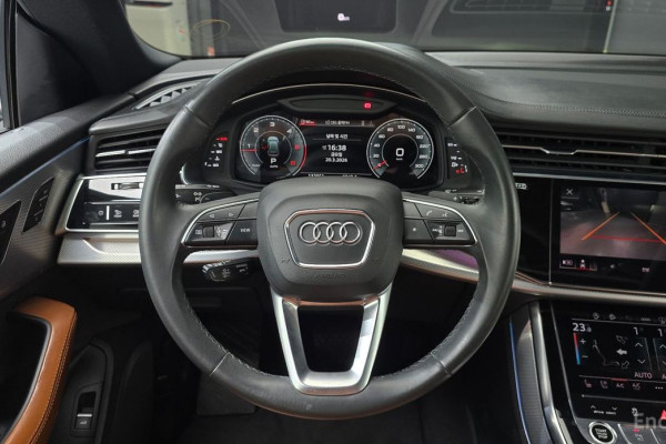 2021 Audi Q8 с пробегом 132 951 км
