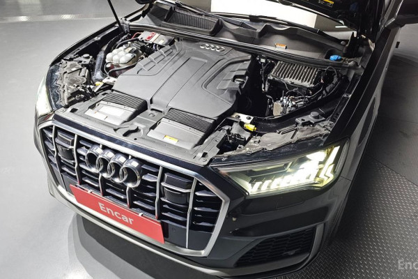 2020 Audi Q7 с пробегом 116 181 км