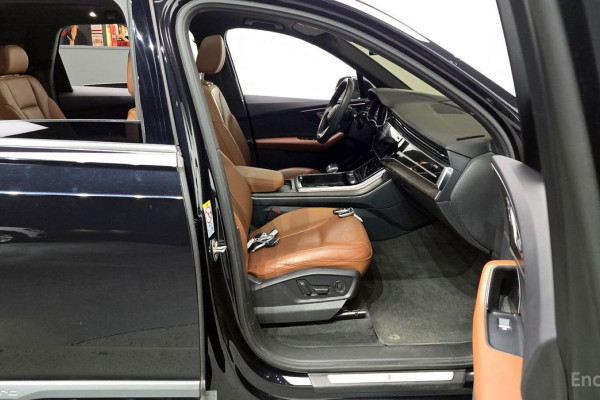 2021 Audi Q7 с пробегом 93 454 км