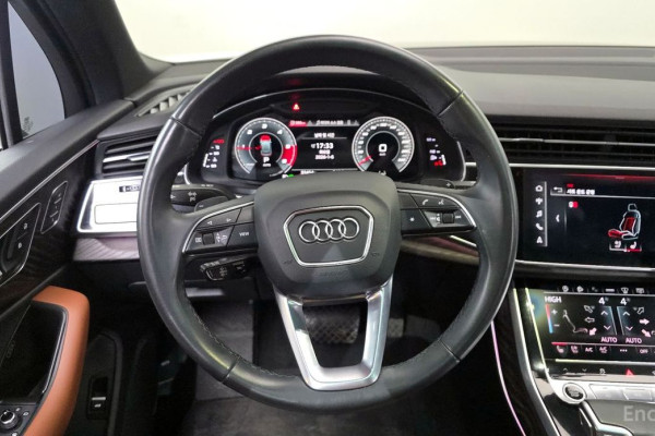2021 Audi Q7 с пробегом 93 454 км
