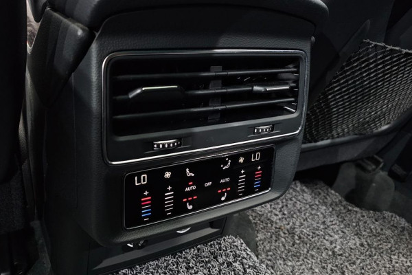 2020 Audi Q7 с пробегом 116 181 км