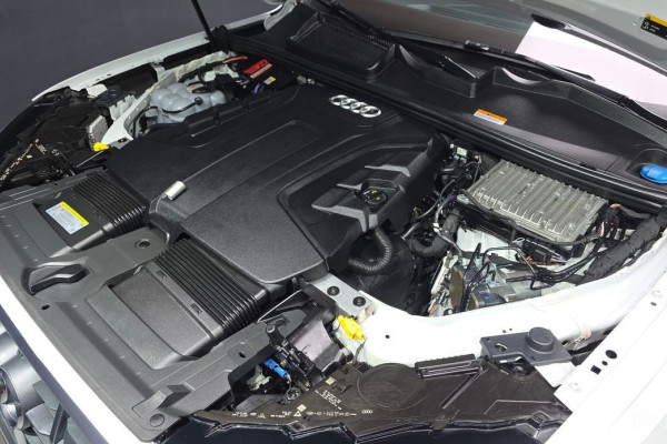 2020 Audi Q7 с пробегом 76 530 км