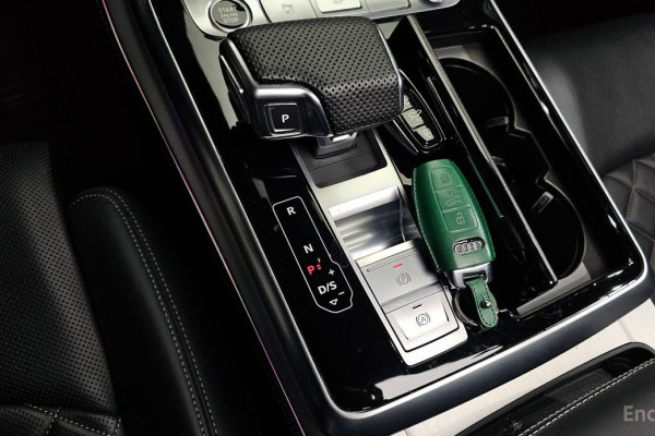 2022 Audi Q7 с пробегом 29 630 км