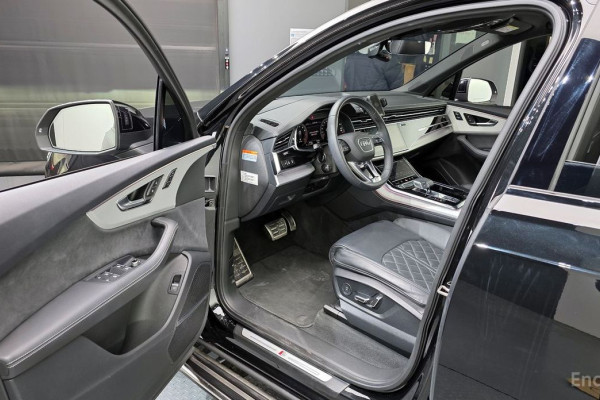 2023 Audi Q7 с пробегом 56 750 км