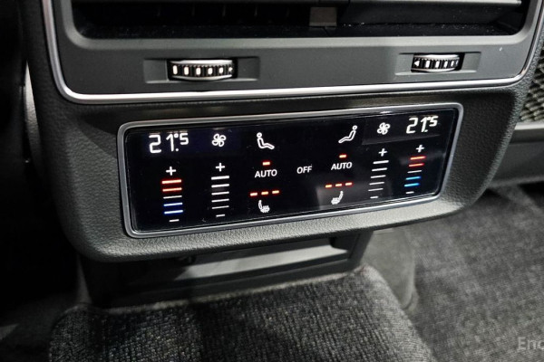 2022 Audi Q7 с пробегом 29 630 км