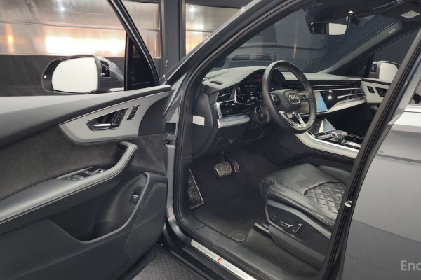 2021 Audi Q7 с пробегом 56 524 км