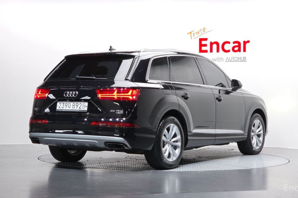 2019 Audi Q7 с пробегом 78 720 км