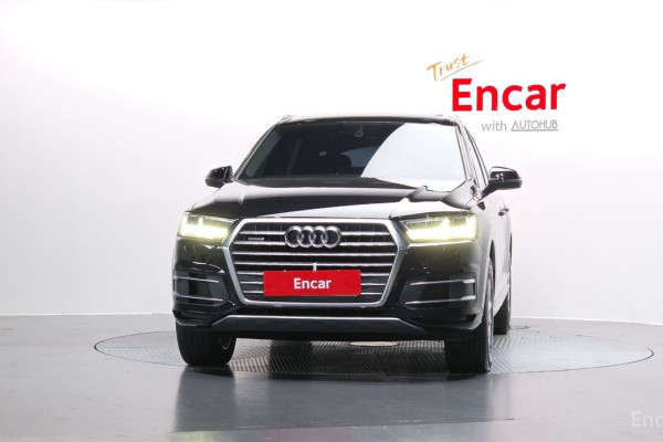 2019 Audi Q7 с пробегом 78 720 км